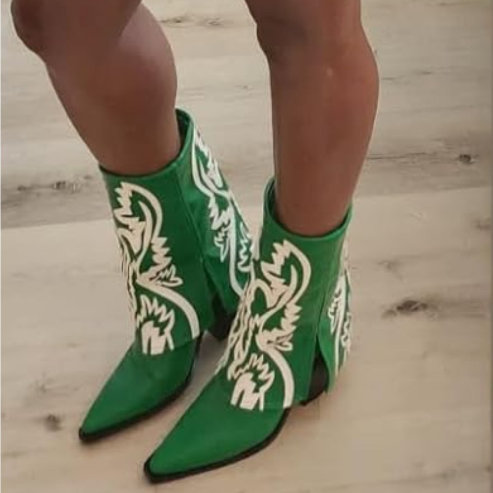 Cowgirl 🤠 🐎 boots